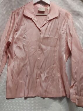 First Issue Liz Claiborne Pink Satin Button-Up Blouse